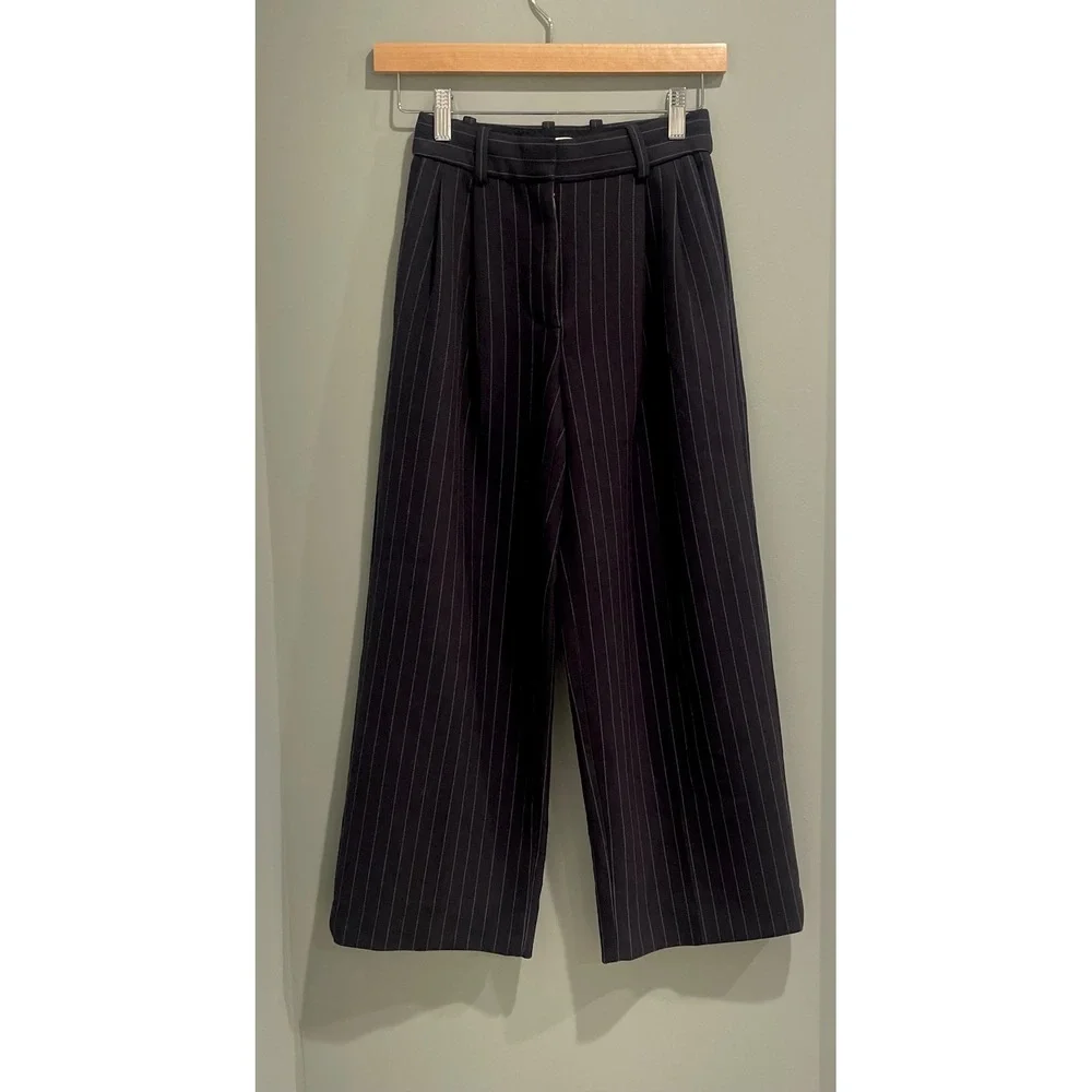 Babaton Aritzia Pinstripe‎ Wide Leg Pleated Trousers Black White Size 00 Cropped